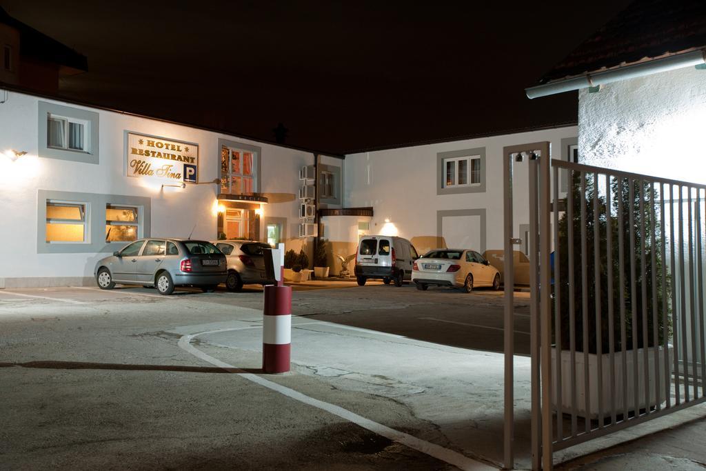 Hotel Vila Tina Zagreb Exterior foto