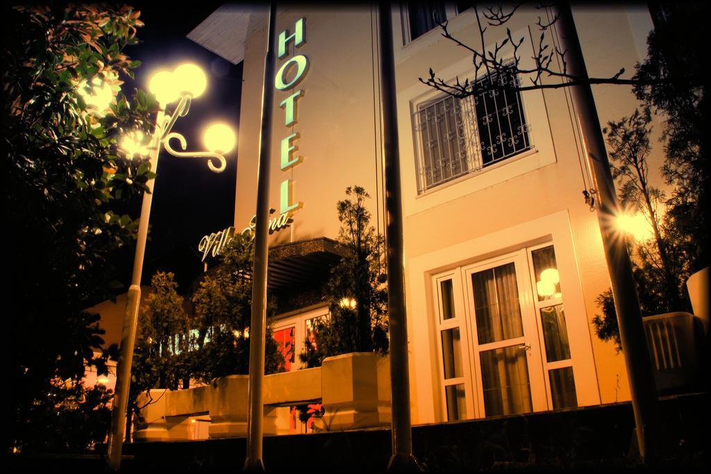 Hotel Vila Tina Zagreb Exterior foto
