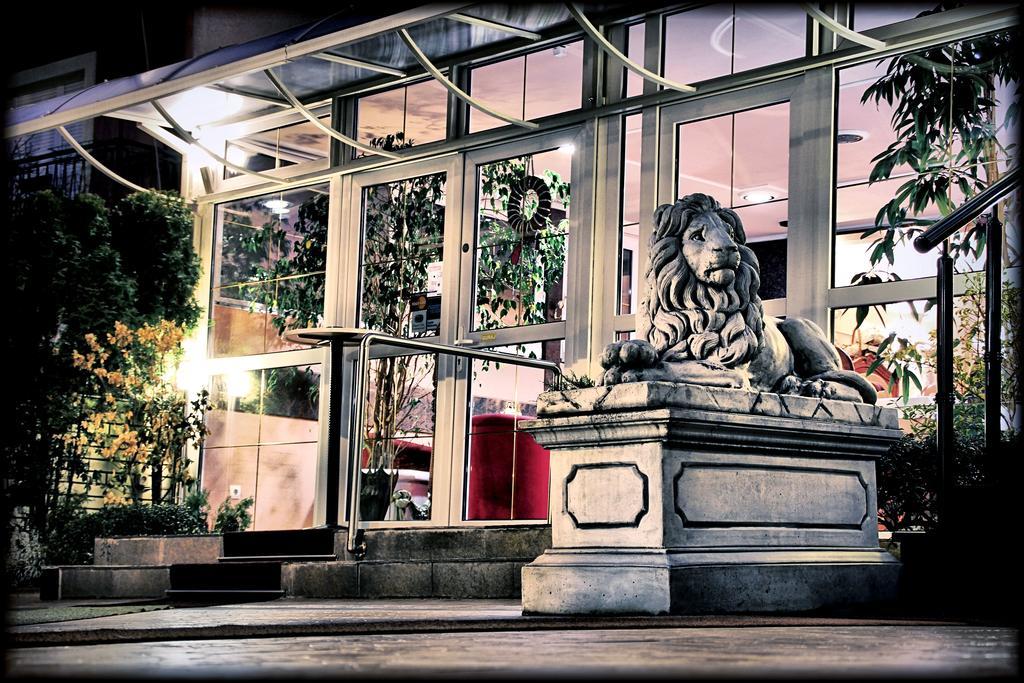Hotel Vila Tina Zagreb Exterior foto